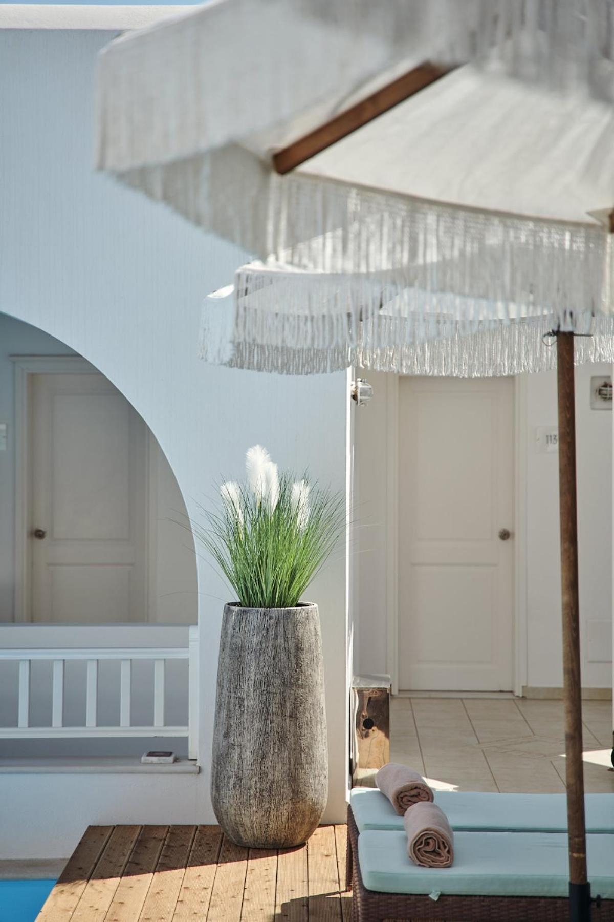 Stelia Mare Boutique Hotel Náousa Eksteriør billede