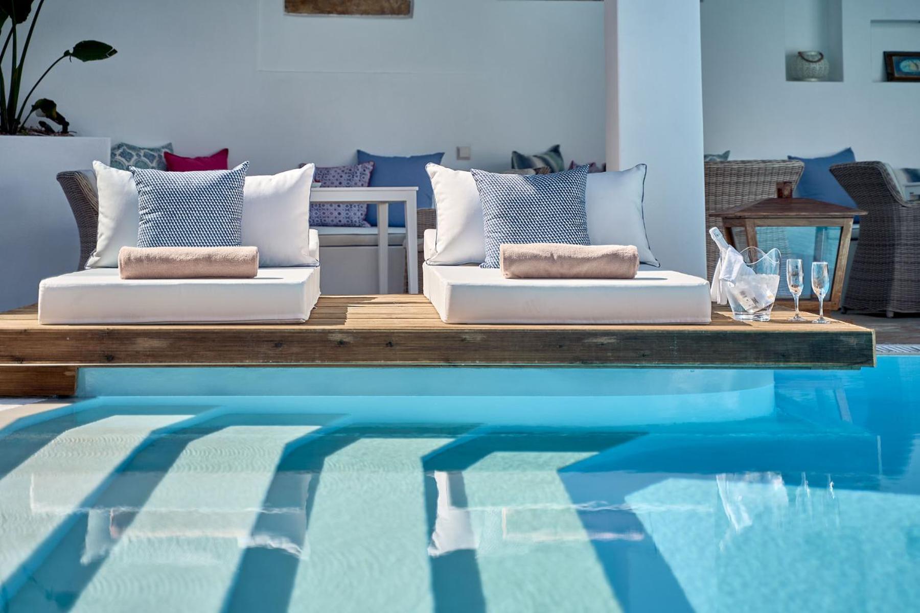 Stelia Mare Boutique Hotel Náousa Eksteriør billede